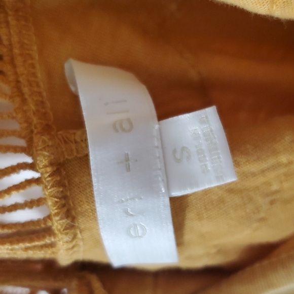 Mustard Lace Tank - Picture 6 of 6